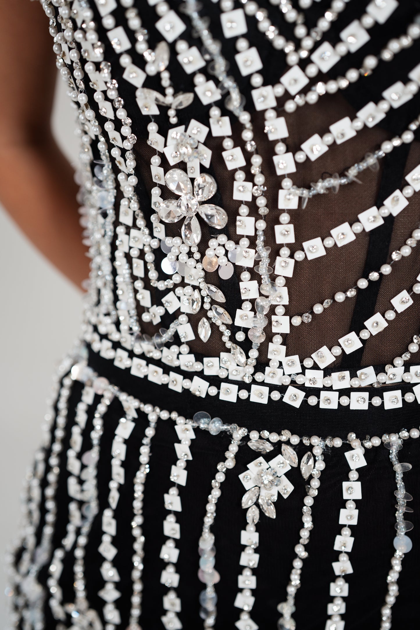 LUXURY SET WITH HAND-BEADED STONES CORSET AND SKIRT