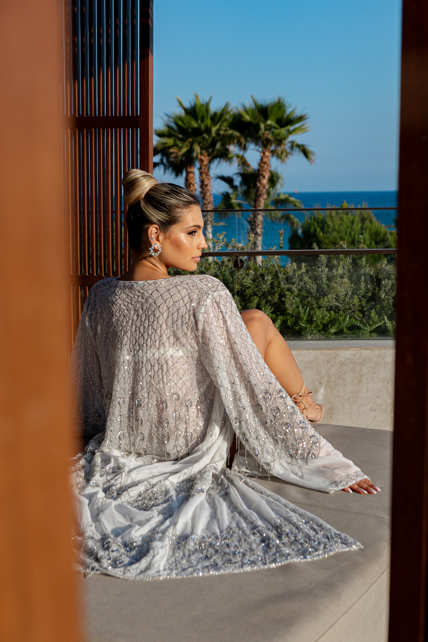 WHITE EMBELLISHED KIMONO