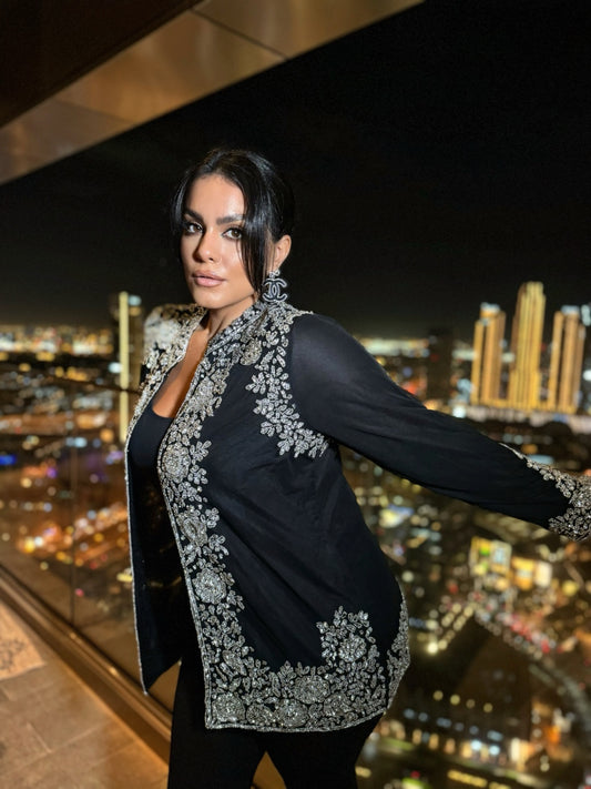SHORT BLACK & SILVER EMBEZZLED JACKET